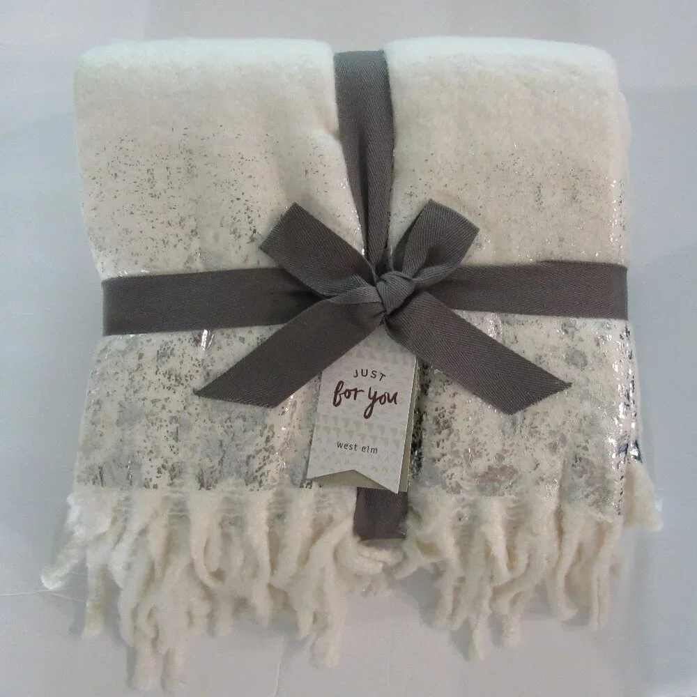 NWT West Elm Just For You Metallic Border Fringe Throw Blanket 50 X 70” Ivory